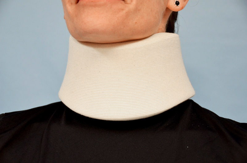 03035 -Collarín semirrígido (5 tallas)