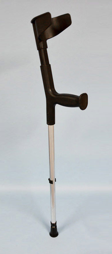 01070 - Anatomical Crutch extendible in upper and lower part with safety clip.